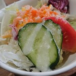 Cafe Levain - 地元野菜のサラダ