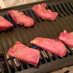 ヤキニク ダイニング ホーム バイ グリーン - 