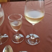 レストラン鳥居平 - 小はお店おすすめ　右は注文した葡萄ジュース白味わい異なる