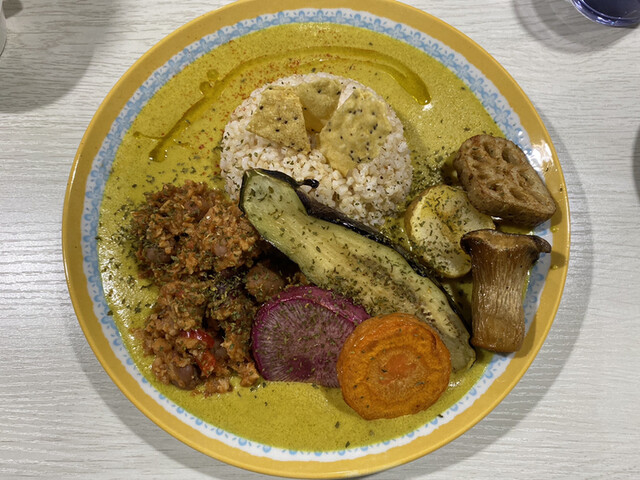 Zakka to Yasai no Cafe &amp; Baru Aju photo 3