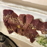 こだわりの鶏焼肉 新月 - 新鮮焼きレバー 2人前
軽く炙る程度で塩胡麻油つけていただくと美味◎