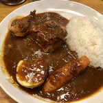 東印度カレー商会 - 中辛カレーハーフ&ハーフ ライスにて