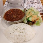 奏食堂 - 牛スジカレー