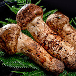 開花屋 - 松茸！土瓶蒸し、杉板焼きなどがあります。