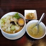 新台北 - 魯肉飯