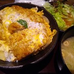 豚しゃぶ・やきとん 森の酒場 隠豚 - カツ丼