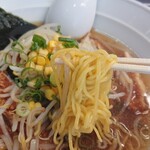 葵飯店 - 麺 リフト