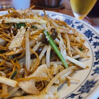 横浜中華街 重慶飯店 本館 - 醤油風味焼きそば　1,320円