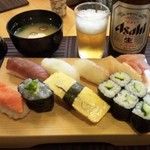 Sushi Iso - ランチの握り＋中瓶ビール