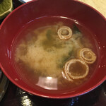 新大阪 海鮮食堂 おーうえすと - 味噌汁 ( ´θ｀)