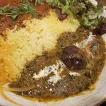 SPICY CURRY 魯珈 - 選べる２種カレー(サグポークwith椎茸＋ 激辛ラムカレー～Ｅモード～)