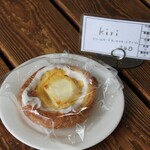 パン工房 ポム・ド・テール - 料理写真:kiri240円