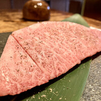 飛騨牛一頭家 馬喰一代 銀座 - 最飛び極上コース　5,390円：選べる炭火焼は、最飛び霜降り肉（今日はみすじ）