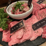 YAKINIKU A FIVE 徳 - 