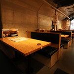 Hinomaru Shokudou - 【有楽町総本店】ゆったりしたソファーテーブル席！Wi-Fi・電源完備！＜除菌コーティング＞