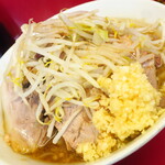 ラーメン二郎 - ラーメン小＋ニンニク多め＋青ネギ