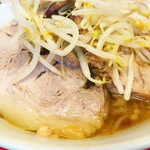 ラーメン二郎 - 豚