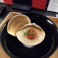カウンター割烹 みおつくし (リーガロイヤルホテル大阪) - 紙を外し、蓋を開けると鼈甲珠！
