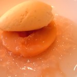 キッチン クラカケ - デザート（桃のコンポートバニラアイス）