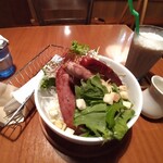 道 - 料理写真:ペッパーポークソーセージステーキ男子丼