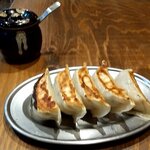 鶴亀餃子製作所 - 鶴亀餃子 5個 290円+税