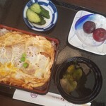 割烹食堂 伊豆菊 - ◆「かつ丼」