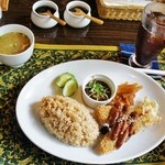 魚沼茶房 - 「車麩のカツと玄米ごはんプレート&ザクロジュース」上からの状態です（7/13UP)