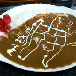 濱屋 - 「ジャンボカツカレー」（880円）。かなり大きなお皿です。ルゥもたぁ～っぷり。