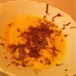 ペレグリーノ - サマートリュフをたっぷり削りかけたコーンスープ