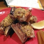ごはん屋 上の裏馳走 こだま - スペアリブの黒こしょう焼き　600円