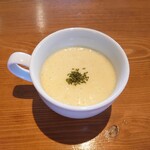 Takkuru Suteki - セットのスープ(さつまいもの冷静スープ)