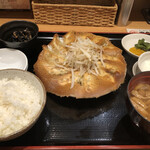 浜太郎 - 餃子定食