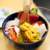 札幌市場めし　まるさん亭 - 料理写真:季節の海鮮丼2950
