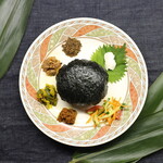 世界料理レストラン WHALE - バングラデシュ爆弾おにぎり