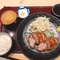 すき焼き 串カツ はるな 本町店 - ヒレカツ