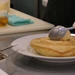 アトリエコータ - パンケーキ制作中