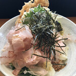 どとう ぜにや  - とり玉天ぶっかけ 並 アップ 並でもとても多いです！