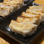 餃子センター 肉汁屋 - 