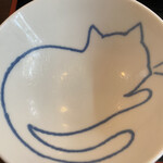 猫丸食堂 - 今回もごはんをお代わりしてしまいました。
      最近、MUJIカフェでお代わりするクセがついて
      しまい、マズイですね…(´･_･`)食欲の秋だし…。