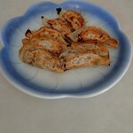 広州園 - 焼餃子