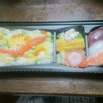 魚力 - スカイ寿司弁当　￥６３４（タイムサービス￥２００引き）