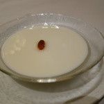 倶楽湾 -  倶楽湾式杏仁豆腐