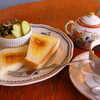 自家焙煎珈琲 カフェ・タピロス - 料理写真:ご縁に感謝（５円）モーニング要ドリンクオーダー。
