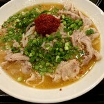 伝丸 - ドラゴンラーメン赤890円