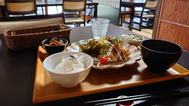 お寺カフェ 一輪 お寺cafe Ichirin 名古屋競馬場前 喫茶店 食べログ
