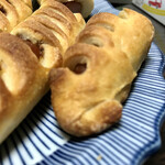 粉とクリーム - 先端に着目する。