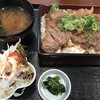 酒と飯 Mitu食堂 - ステーキ重セット（¥900）