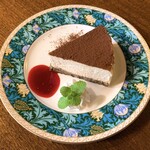 黎明荘 - ティラミスチーズケーキ