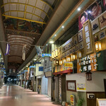 遊酒食堂 宇都宮 - お店前の熊手通り