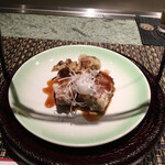 近江牛専門店れすとらん松喜屋 京都四条店 - 牛肉の唐揚げ、舞茸も